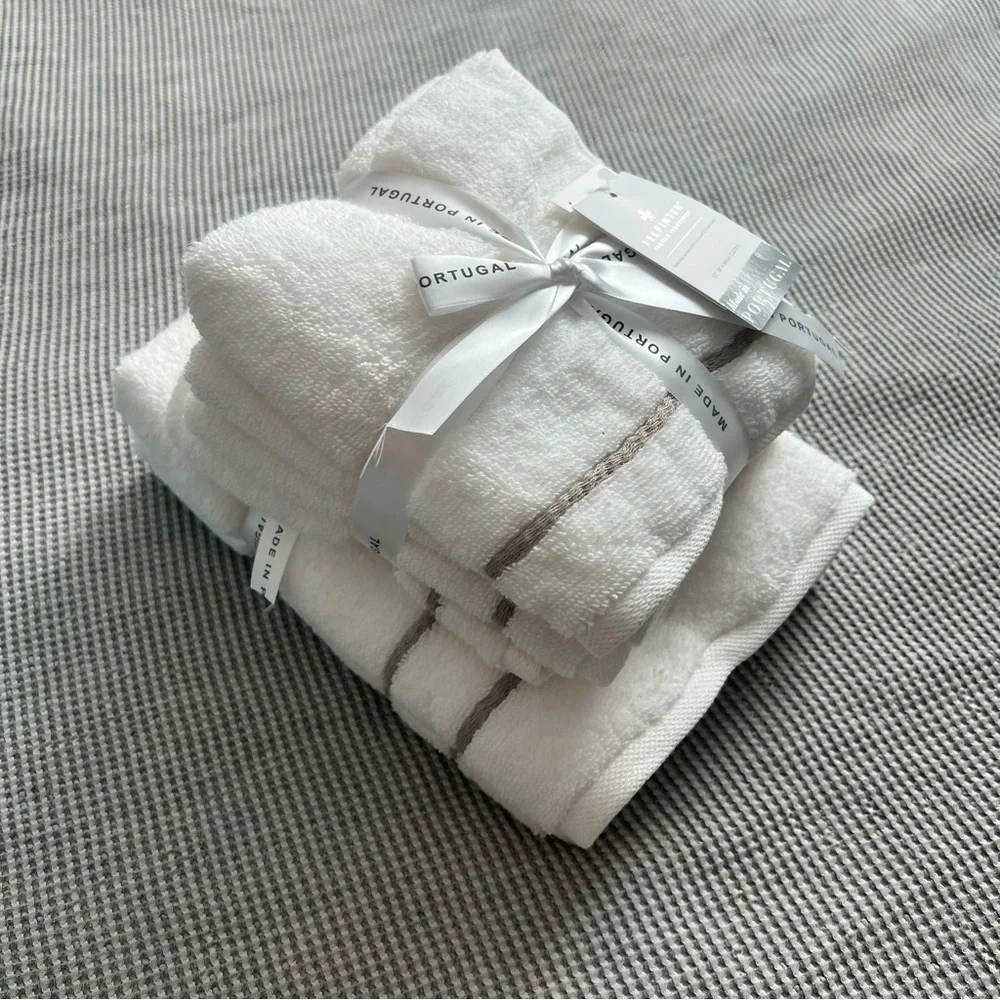 NEW FELPINTER 6 pc. Luxury White Towel Set Hand Towels + Wash Cloths